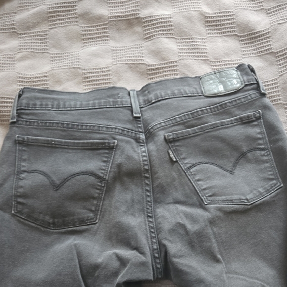 Levi's Charcoal Women's Skinny Jeans - Picture 4 of 12